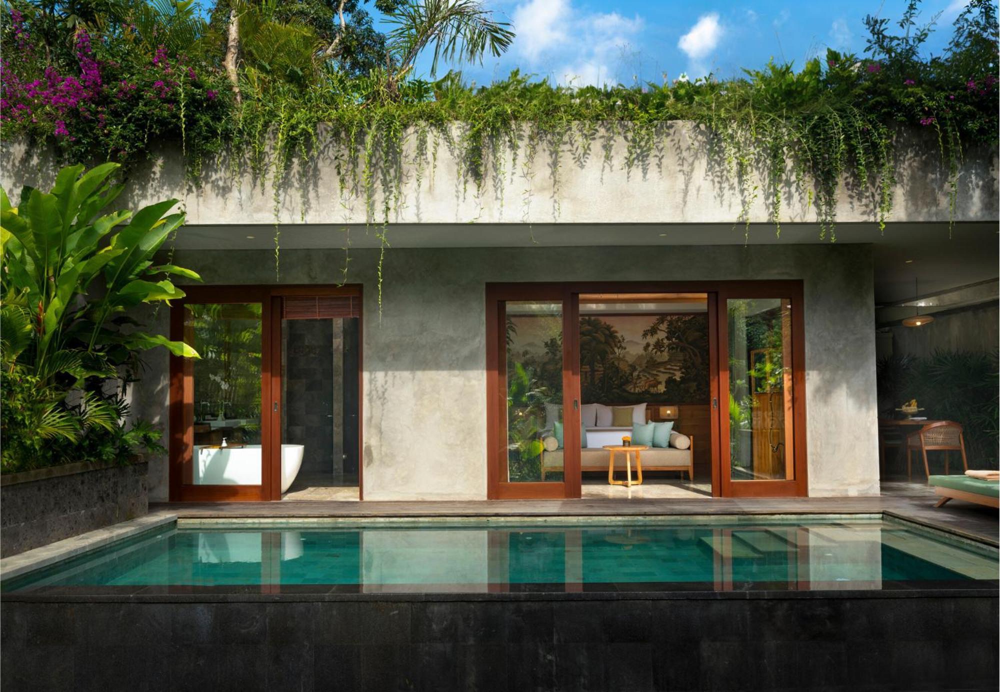 Adiwana Suweta Resort 5*